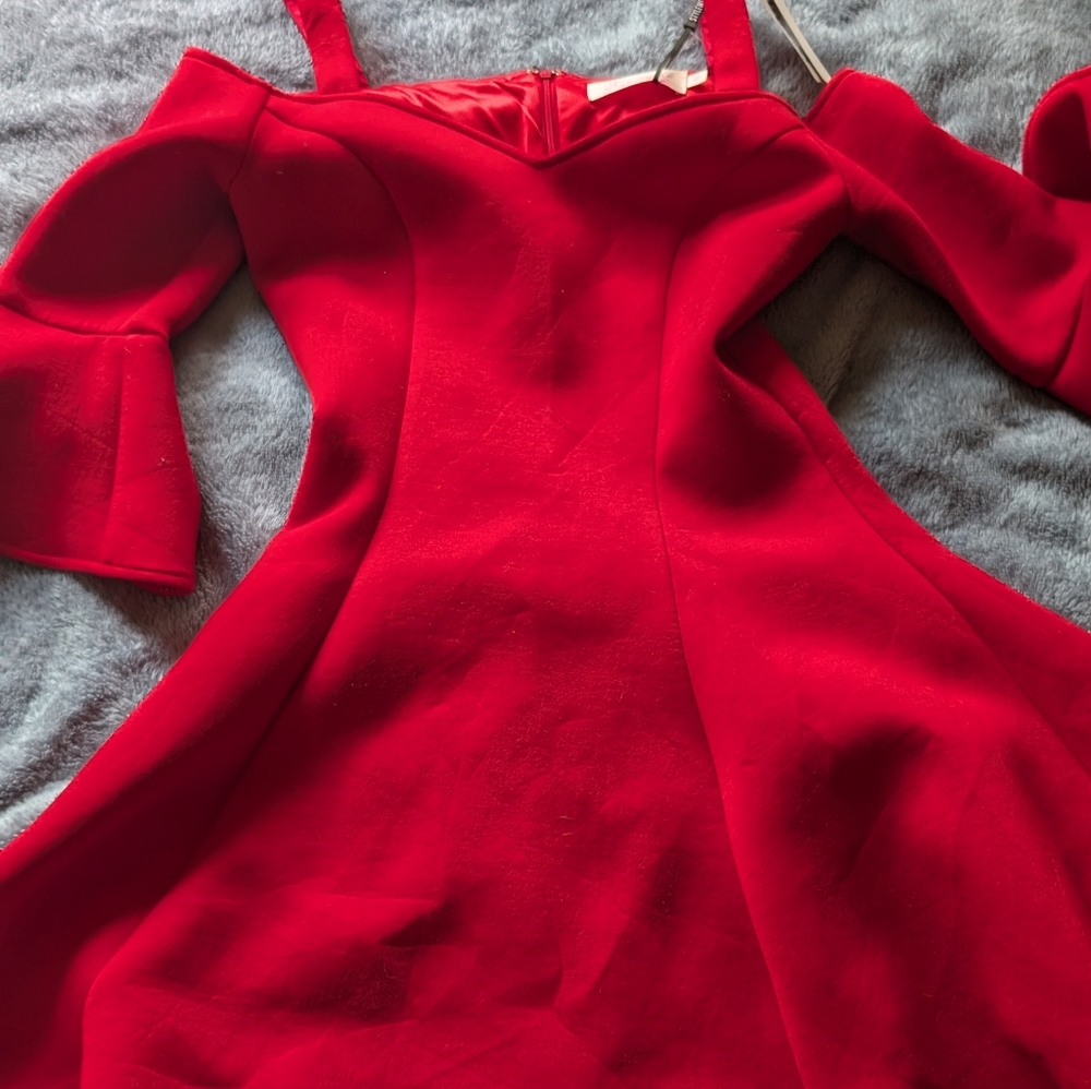 Elegant Red Dabuwawa Dress
